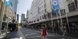 Four cases first cropped up in melbourne's outer north on monday, but by thursday that number soared to 26 after a dozen new infections emerged in the past 24 hours. Melbourne In New Lockdown Bars Fans From Australian Open