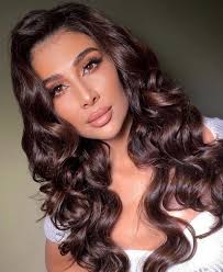 Мастер-технолог, колорист, стилист