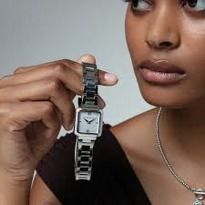 Rellotge Viceroy per dona amb cadena i zirconites 401244-03