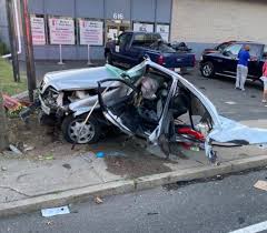 One Seriously Injured After Two Car Crash On Boston Road In Springfield Wwlp