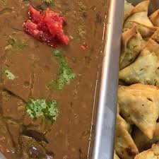 فول مدمس طازج مع السمبوسك بخلطة البطاطا...