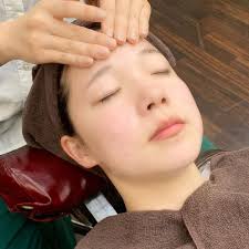 岐阜からのお客様 遠くからいつも有難うございます o お顔剃りコース 3780 野洲市の散髪屋アタンドリール お顔剃り シェービング メンズエステ メンズカット 野洲市 滋賀県 ピースサイン spa treatments hair salon face