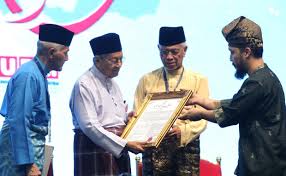 Find the updated information about dr. Resolutions On Five Areas Presented At Malay Dignity Congress But Pm Says Not All Will Be Met The Star