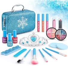 She gets tricked into being a gravure idol who wears lewd clothing and is forced eventually to enter the av. Amazon Com 21pcs Kids Makeup Kit For Girls Kids Play Washable Makeup Set Frozen Toys For Girls First Princess Little Girls Starter Kit Real Makeup Cosmetic Beauty Set Toys For 3 4 5