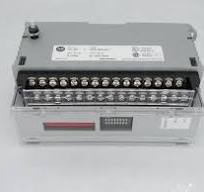ALLEN BRADLEY 1791-8AC SERIES B PLC MODULE