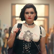 Grandi attori per un'incursione nella commedia all'italiana. Kat Hernandez Euphoria Wiki Fandom
