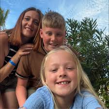 Cheryl Preston (@cheryl.preston.129) • Facebook, Connect with friends