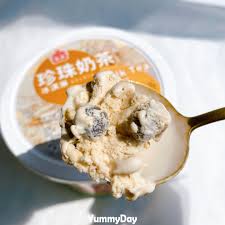Partial calque of english ice cream. å…¨å° å°±æ˜¯è¦å—'æ•´æ¡¶ ç¾©ç¾Ž çç å¥¶èŒ¶å†°æ·‡æ·‹ åœ¨å…¨è¯é™å®šç™»å ´ çœŸçš„æœ‰ï½'å½ˆçç  Yummydayç¾Žå'³æ—¥å­