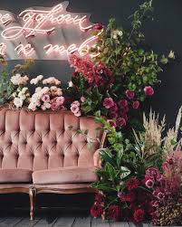 1 049 Otmetok Nravitsya 5 Kommentariev Artem Trending Decor Wedding Decorations Neon Wedding