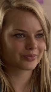 Margot Robbie Story about Tome