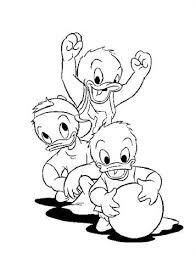 De bekende eend donald duck kan met zijn grappige stem spreken als een mens. Kids N Fun 30 Kleurplaten Van Donald Duck