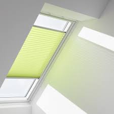Plissee für dachflächenfenster bieten wir in folgenden ausführungen sonnenschutz für ihr dachfenster in unterschiedlichen ausführungen. Sichtschutz Fur Dachfenster Velux