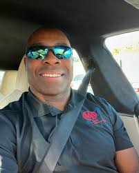 Maurice Mo Redd (@mauriceredd) • Instagram photos and videos