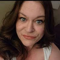 Loretta Gilmore's Instagram, Twitter & Facebook