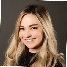 I'm very proud to announce my graduation from the Pepperdine Graziadio  Business School with a Master of Science in Human Resources degree! A huge  thank you to the fantastic faculty and best