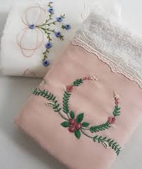 instagram da kuzey ceyiz yeni model havlularimiz ceyiz ceyizaski pike takimi nevresimtakimi dantel nakis kanevice seccade b nakis dantel seccade