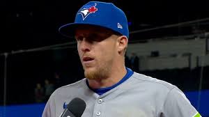 'Try to get ball in play': How Straw's approach led to two-run single