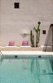 The Ibiza Interior Design And Decor White Ibiza Aussenpool Im Freien Architektur