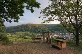 Biete haus auf riesigem grundstück am waldrand, 10 km von dresden entfernt. Ettenheimer Naturerlebnisweg Teilstuck Ettenheim Wallburg Munchweier