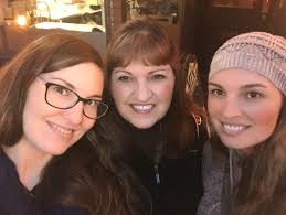 Photographers near Cannon Beach for anniversary photos