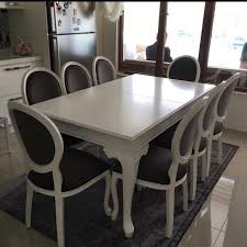 Gün içinde kahvaltı, öğle ya da akşam yemeklerinizi tüm aileniz ve sevdiklerinizle birlikte çok daha şık bir ambiyansla yemek için yenilikçi masa ve sandalye. 8 Kisilik Acilir Masa Sandalye Takimi Nevsehir