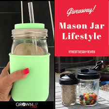 No need to cart along bulky tupperware next time you tailgate or picnic. Tried It Mason Jar Lifestyle Products Grownup Dish