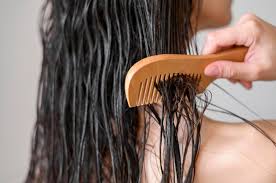 No Frizz And No Breakage How To Brush Curly Hair The Right Way Myworldapart