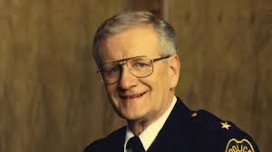 Germantown's first police chief, Frank Riemer Jr., dies at 91