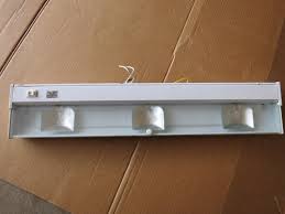 use existing xenon under cabinet lights