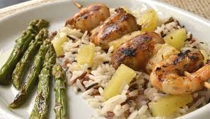 Brochettes De Gambas Cajun Et Ananas A La Plancha Ou Autre Ma Cuisine Sante Recette Cuisine Brochette Plat Poisson