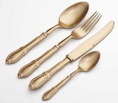 Black And Gold Plastic Plates Reception Ideas Tovaglioli