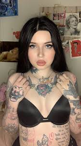 NAUGHTY PRINCESS JOY - Fleshbot