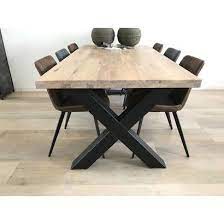 pin op bureau kot