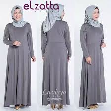 Kami menjual beberap gamis syari exclusive merk syahlaa. Serba Mewah Dari Mukena 24k Ini Gaya Cetar Syahrini Sambut Lebaran Bukareview