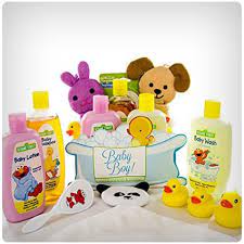 Organic baby gift baskets with organic cotton clothes and toys and organic bath products. 33 Useful Baby Gift Sets That All Parents Actually Need Dodo Burd