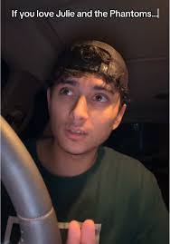 Devon Gillespie's Instagram, Twitter & Facebook