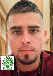 RENE PONCE BENAVIDES COMPLEXION DELGADO TEZ BLANCA CEJA POBLADA FRENTE  AMPLIA VIAJA A BORDO DE MOTOCICLETA ITALIKA 150 COLOR NARANJA SE SABE QUE  RECORRIÓ LAS COMUNIDADES DE COYOTILLO LOMAS DEL MIRADOR LLANO