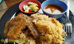 Traditional mutton biryani recipe | world famous hyderabad goat biryani by grandpa. Mencari Nasi Beriani Paling Sedap Dekat Parit Raja Johor