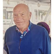 Benjamin Cheshire's Instagram, Twitter & Facebook