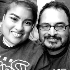 Offset smoking with an Oklahoma Joe's. Lump or charcoal briquettes for  starting wood chunks?