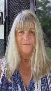 💕Trying to figure out how to transition to short hair knowing it's going  to be gone in two weeks after tomorrows dose of chemo!, So playing with  wigs can be fun , ❤️Love to be Shirley's twin but she ...