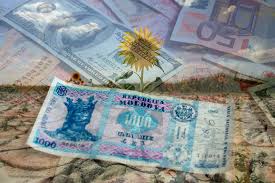 De asemenea, francul elvetian a scazut la 3.7627 lei unitate, comparativ cu nivelul de 3,7639 lei/unitate atins in sedinta anterioara. Agricultorii UscaÅ£i De SecetÄ N Au Pe Ce CumpÄra Dolari Si Euro Capital Market