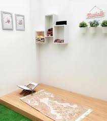 30 Praying Room Ideas To Bring Your Ramadan More Beautiful Ide Dekorasi Rumah Ide Ruang Keluarga Desain