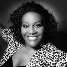 Leanne Dean's Instagram, Twitter & Facebook