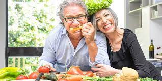 Per questo motivo i medici raccomandano di mantenere una dieta leggera con alimenti facilmente digeribili e a bassa fermentazione per ridurre i sintomi della malattia. Dieta Per Diverticoli Scopri Tutti I Cibi Si E Quelli No