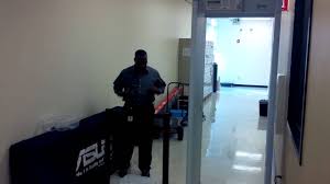 Metal detectors can be quite tricky. Successfully Pass The Metal Detector Youtube
