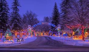 Wi Christmas Village In Irvine Park Chippewa Falls Wi Irvine Park Beautiful Christmas Scenes Chippewa Falls