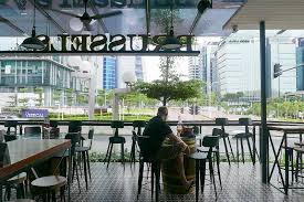 The restaurant is a modernized version of windows of china and boasts a simple elegance setting with 4 private rooms and a 260 pax capacity dining hall setting with a stunning view of bangsar south. Eat Drink Kl Brussels Galerie Nexus Bangsar South