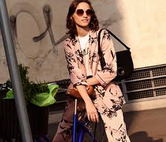 With lorànt deutsch, sanseverino, virginie efira, patrick bouchitey. Women S Clothing Online Store Max Co