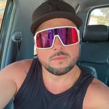 Axel Pérez (@axellp18)